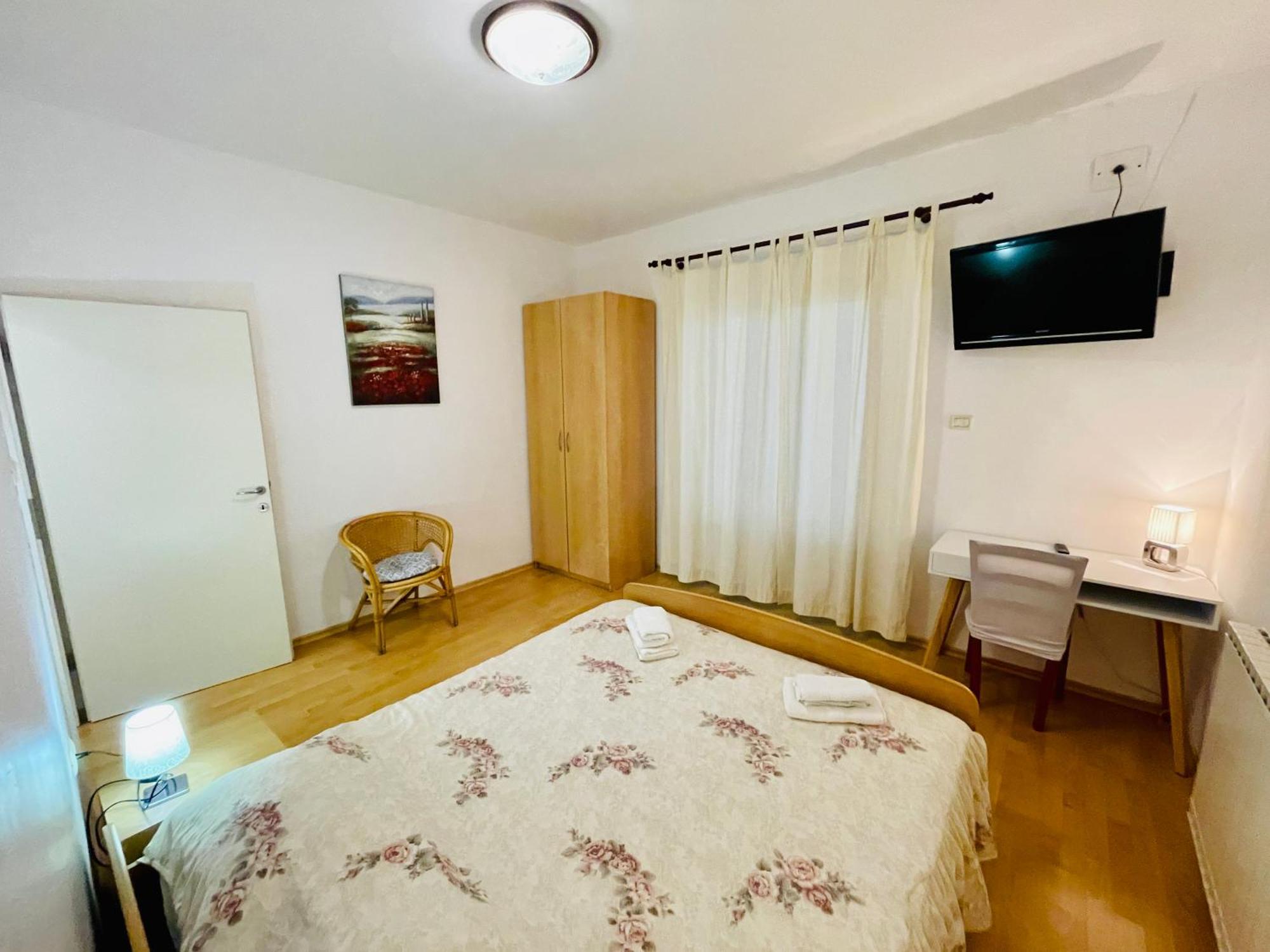 Viler Apartment
