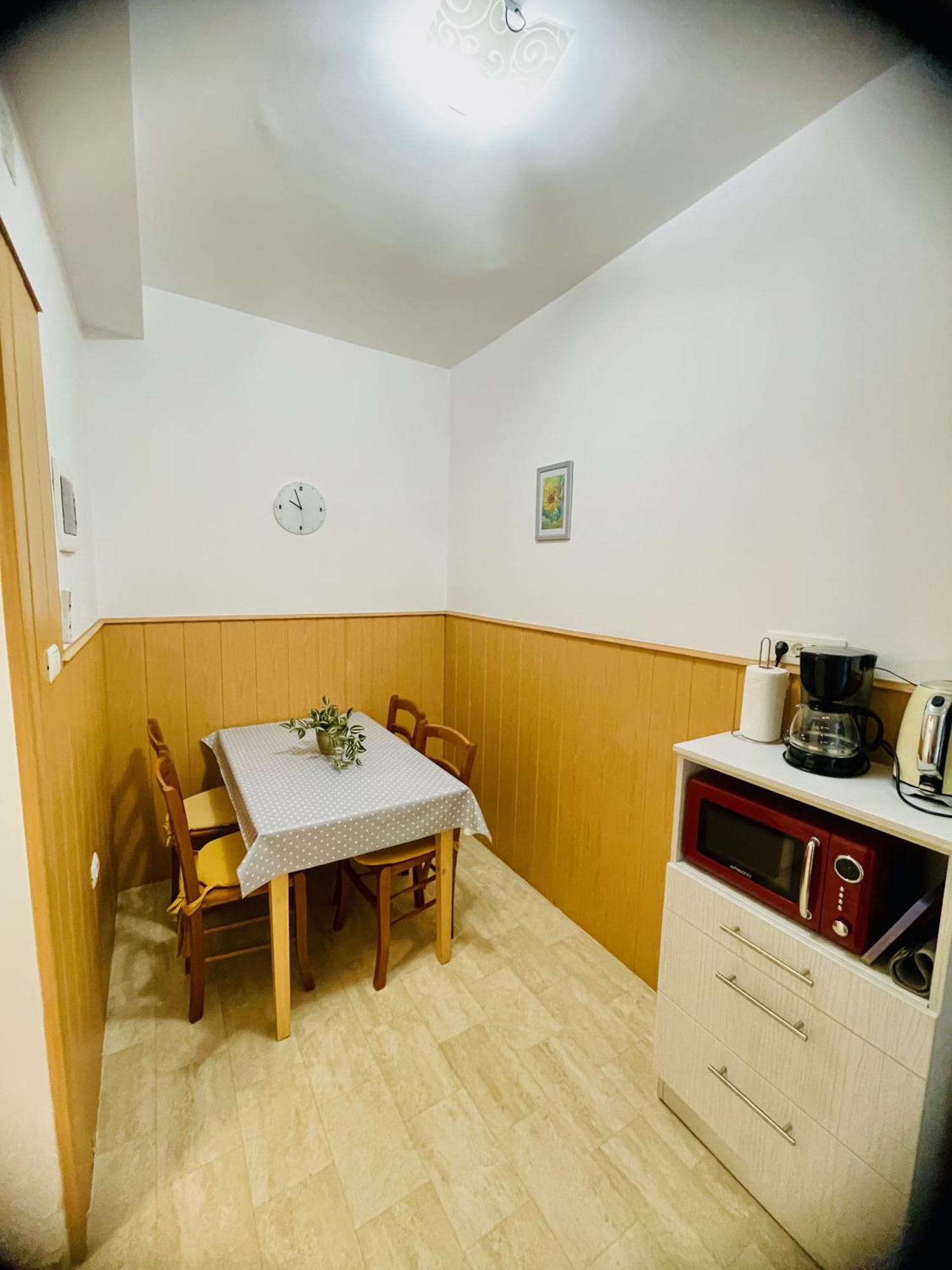 Apartment Viler